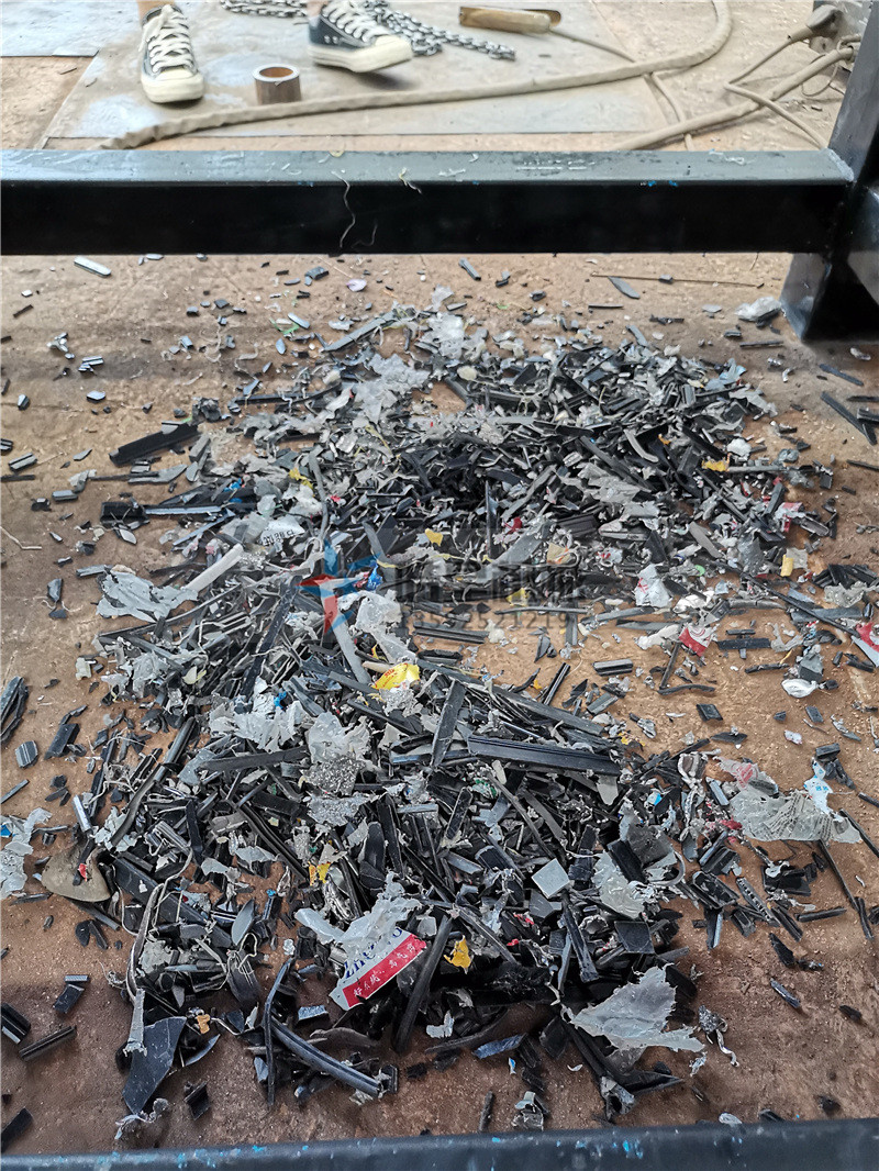 <a href='http://www.6wv1p1t.cn/ptsb/1033.html' target='_blank'><span>渦電流分選機(jī)</span></a>|<a href='http://www.6wv1p1t.cn/psxl/1278.html' target='_blank'><span>斷橋鋁破碎</span></a>分選效果